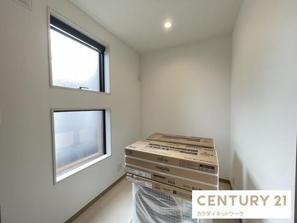 �y���̑������E�X�y�[�X�z�@