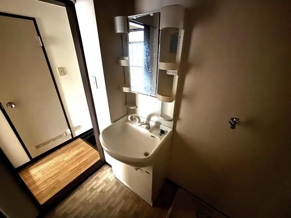 �y���ʏ��z�@