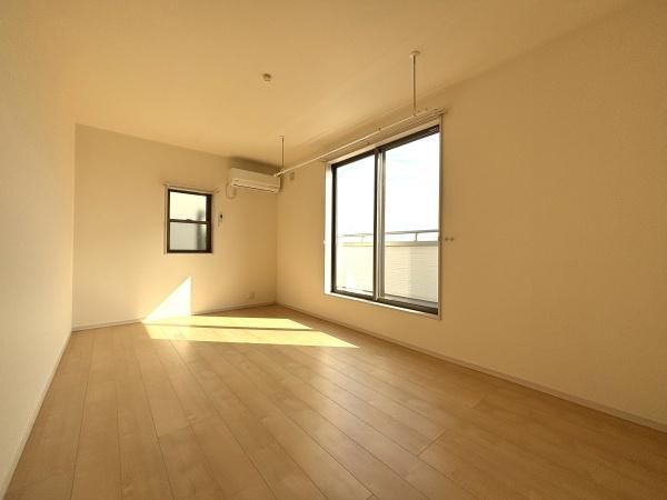 �y���̑������E�X�y�[�X�z�@