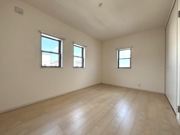 �y���̑������E�X�y�[�X�z�@