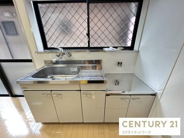 �y�L�b�`���z�@