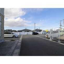 �y���]�z�@