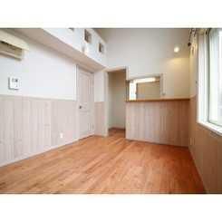 �y�����E���r���O�z�@