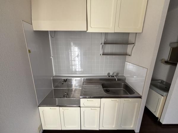 �y�L�b�`���z�@