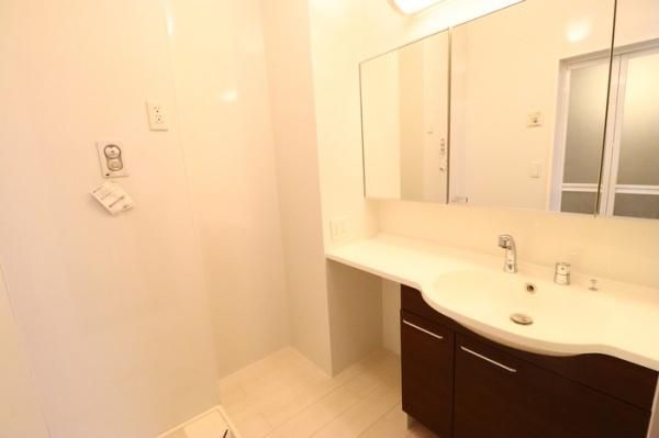 �y���ʏ��z�@