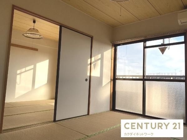 �y�����E���r���O�z�@