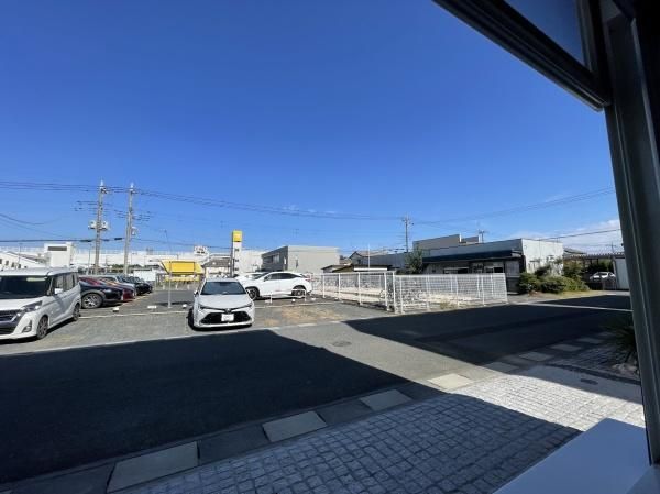 �y���]�z�@