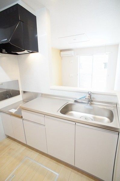 �y�L�b�`���z�@