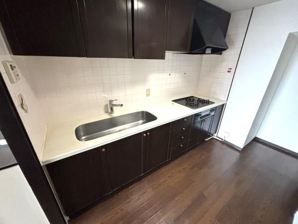 �y�L�b�`���z�@