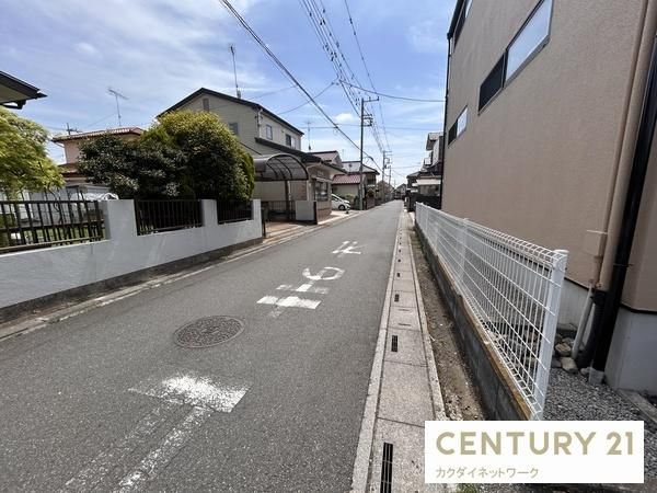 �y���]�z�@