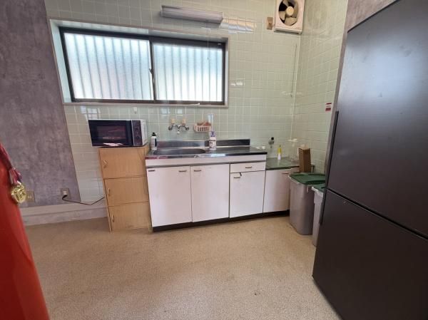 �y�L�b�`���z�@