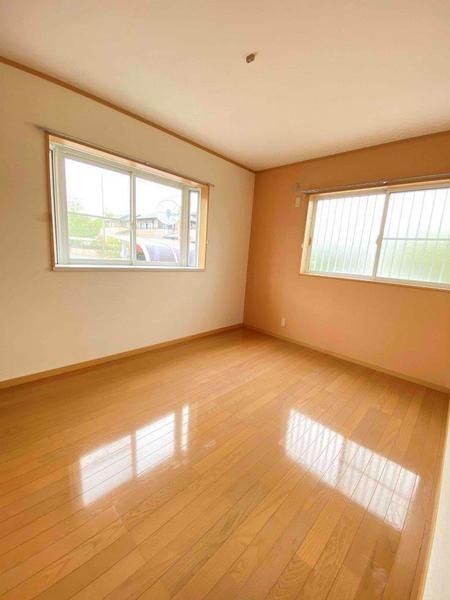 �y���̑������E�X�y�[�X�z�@