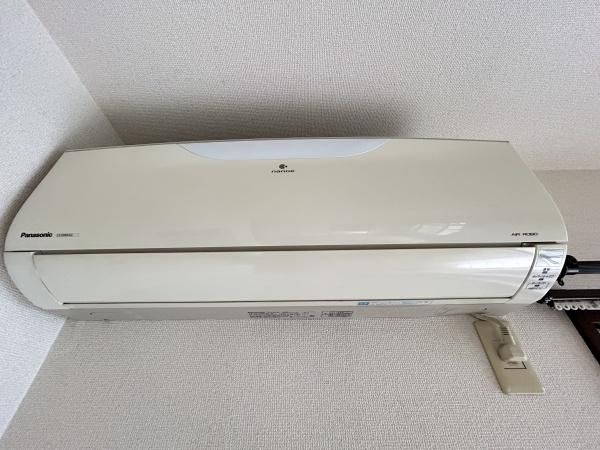 �y���̑��ݔ��z�@���r���O