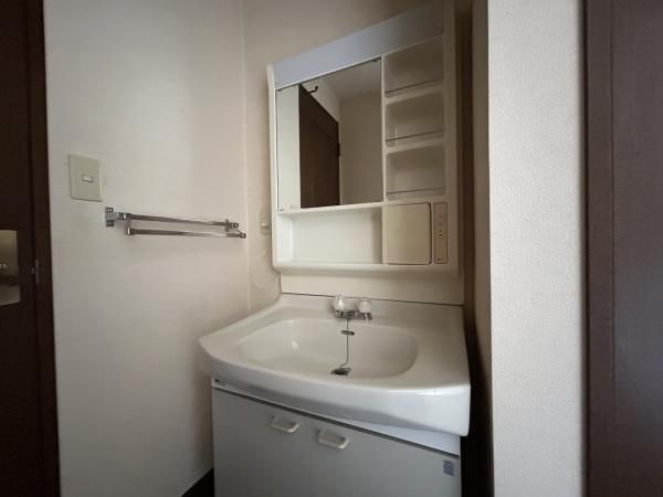 �y���ʏ��z�@2�K����