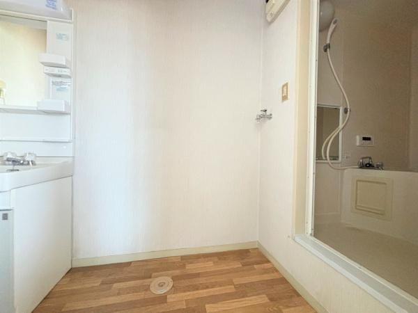 �y���̑��ݔ��z�@