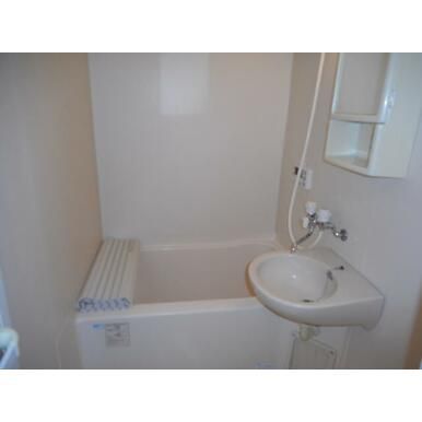 �y���ʏ��z�@