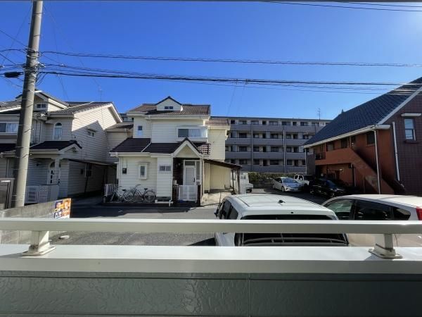 �y���]�z�@