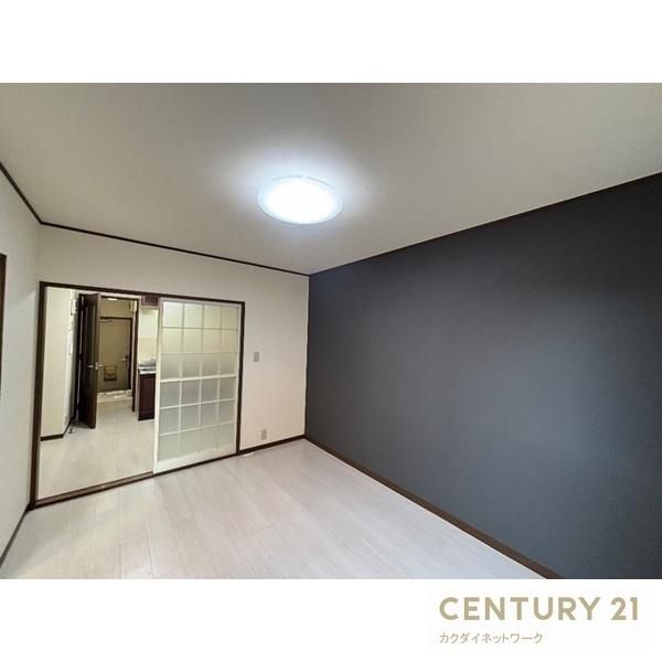 �y�����E���r���O�z�@