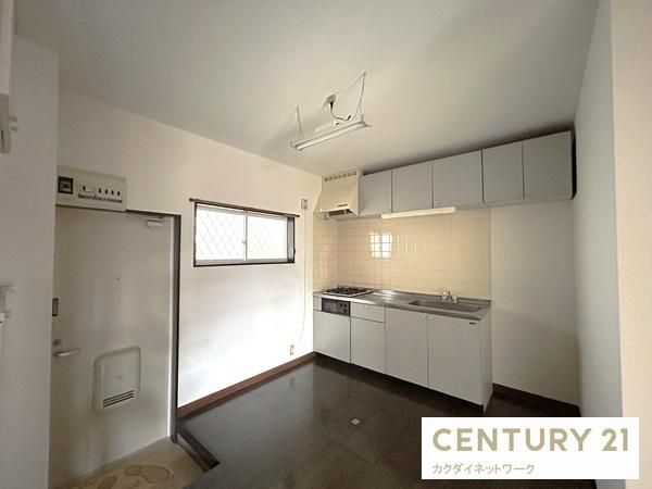 �y�����E���r���O�z�@