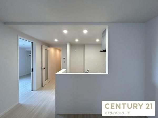 �y�����E���r���O�z�@