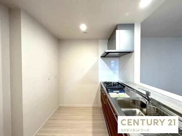 �y�L�b�`���z�@