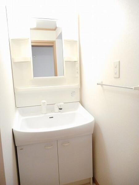 �y���ʏ��z�@