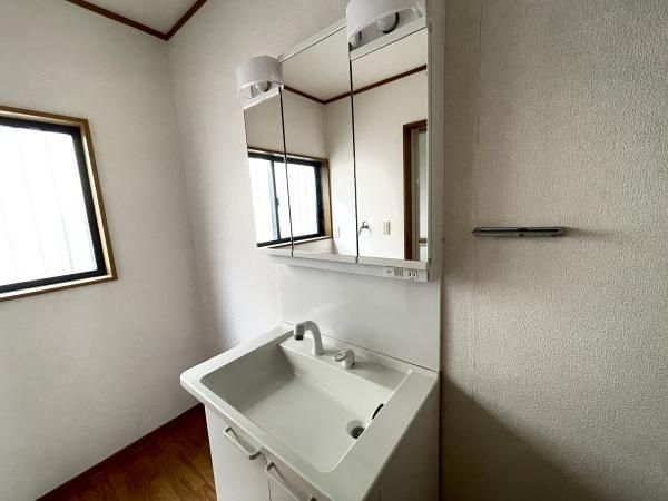 �y���ʏ��z�@