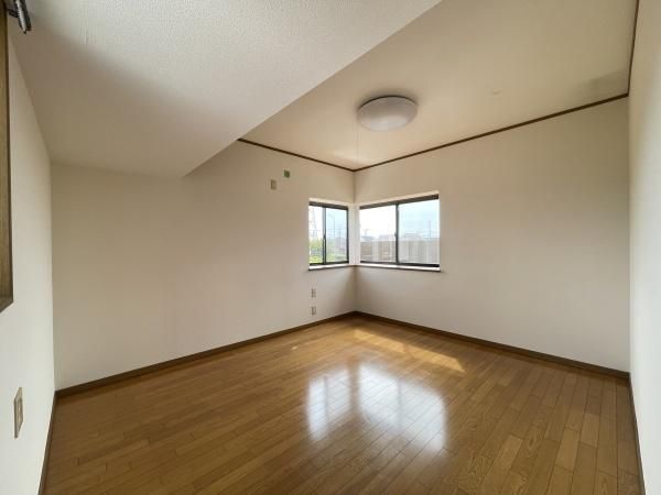 �y���̑������E�X�y�[�X�z�@