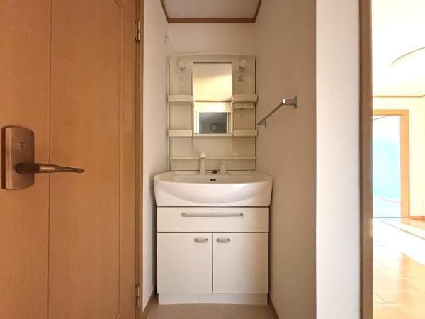 �y���ʏ��z�@