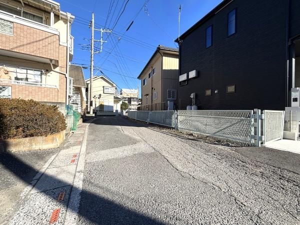 �y���]�z�@