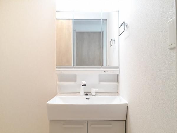 �y���ʏ��z�@