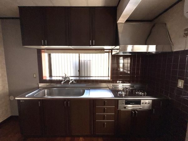 �y�L�b�`���z�@