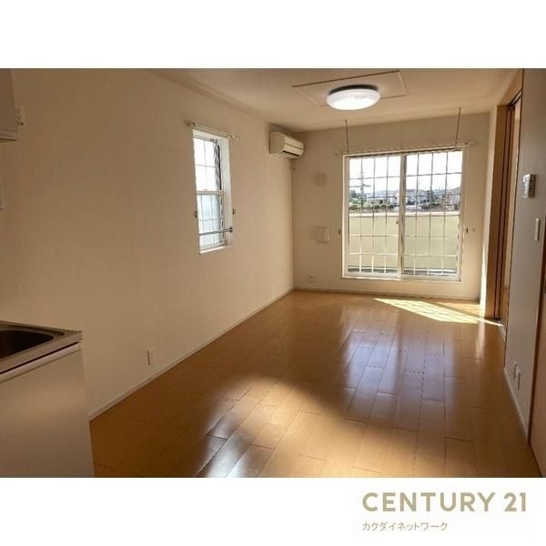 �y�����E���r���O�z�@