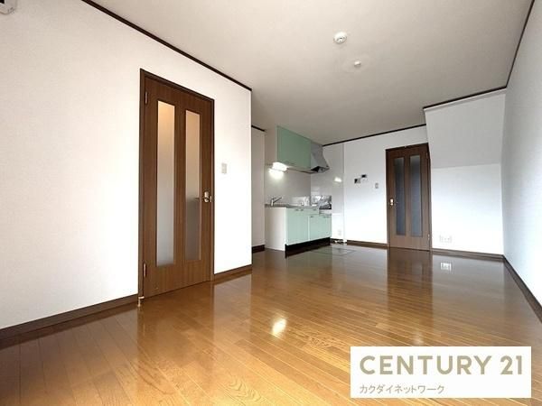 �y�����E���r���O�z�@