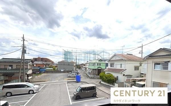 �y���]�z�@