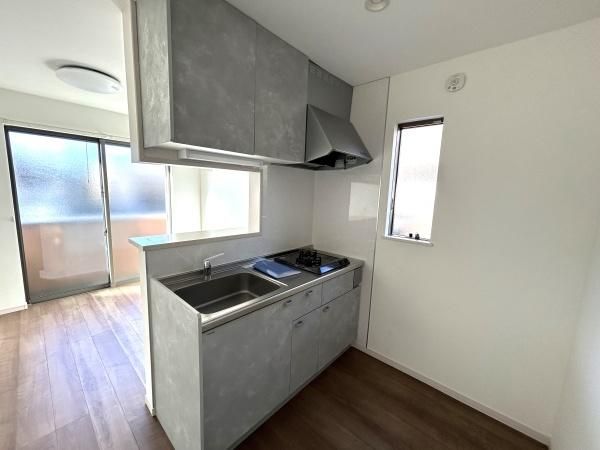 �y�L�b�`���z�@