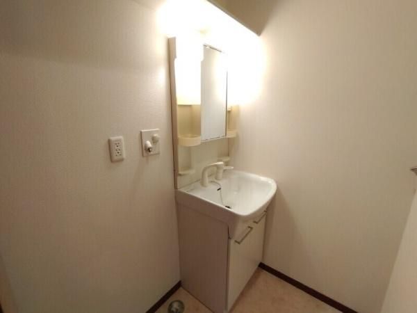 �y���ʏ��z�@