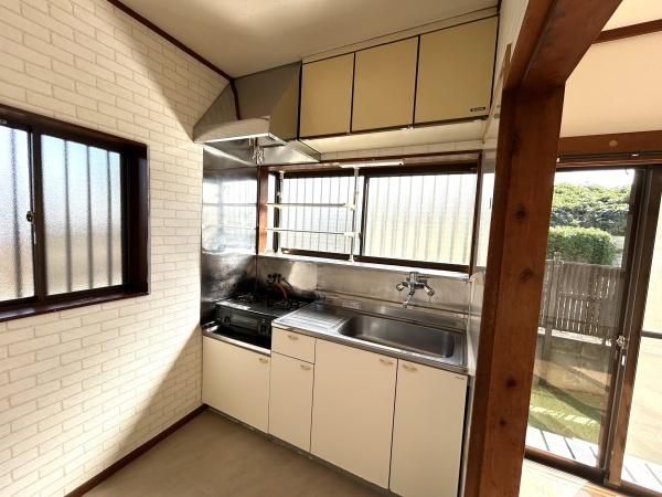 �y�L�b�`���z�@