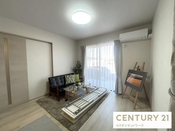 �y�����E���r���O�z�@