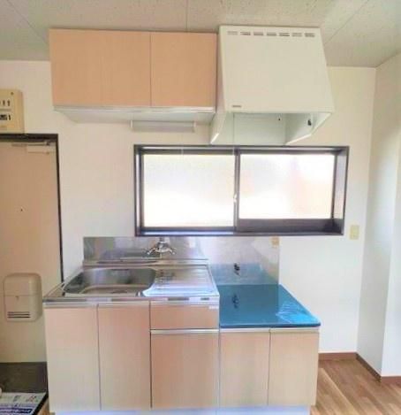 �y�L�b�`���z�@