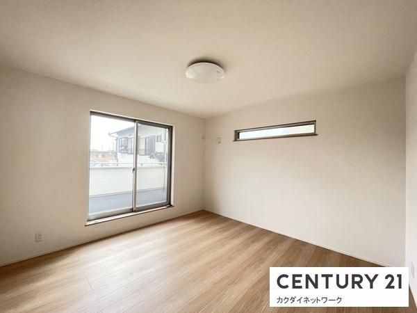 �y���̑������E�X�y�[�X�z�@�m��8��