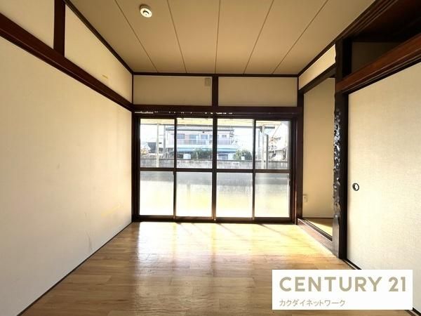 �y�����E���r���O�z�@