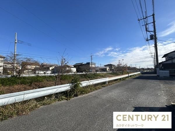 �y���]�z�@