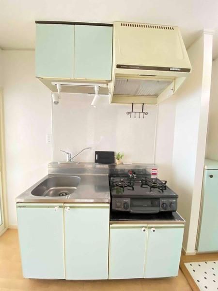 �y�L�b�`���z�@