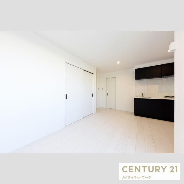 �y�����E���r���O�z�@