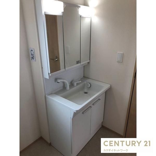 �y���ʏ��z�@