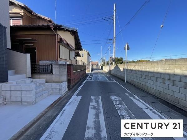 �y���]�z�@