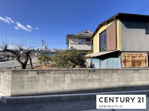 �y���]�z�@