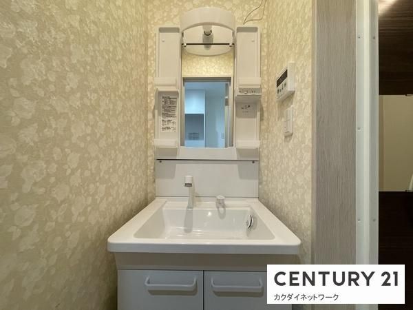 �y���ʏ��z�@