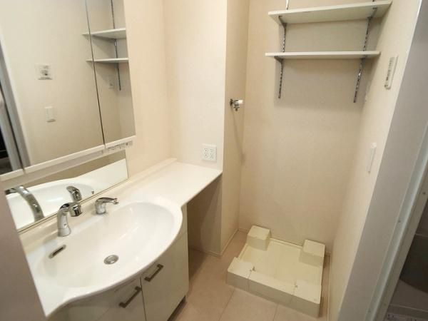 �y���ʏ��z�@